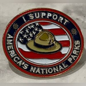I Support Americas National Parks Hat Lapel Pin Red White & Blue Hogeye 2009